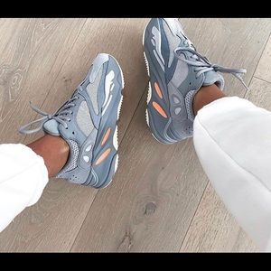 Yeezy Boost 700